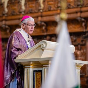 Mons. Castillo: «Anunciadores y testigos de la luz del Señor»